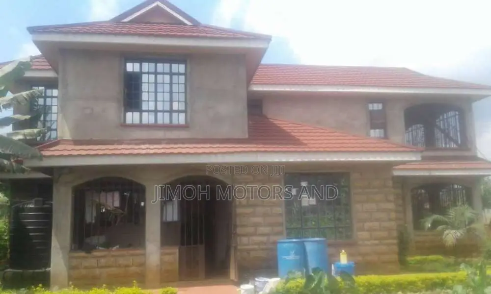 Exquisite Mansion Awaiting New Owners in Parklands/Highridge