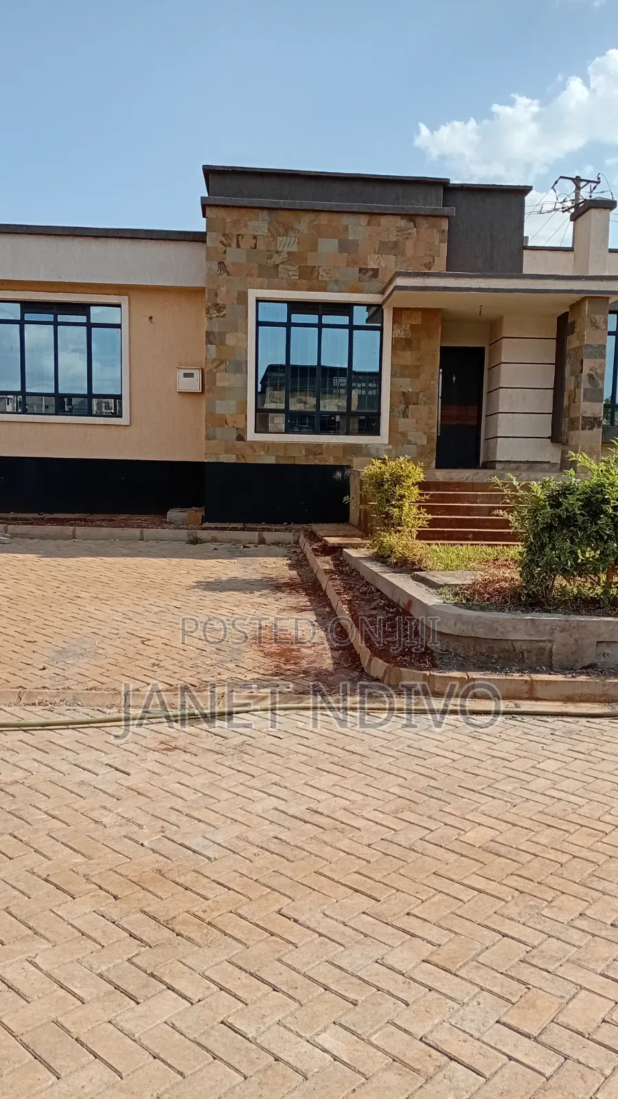 3bdrm Bungalow in Manna Residence, RedSoil Estate for sale in RedSoil Estate
