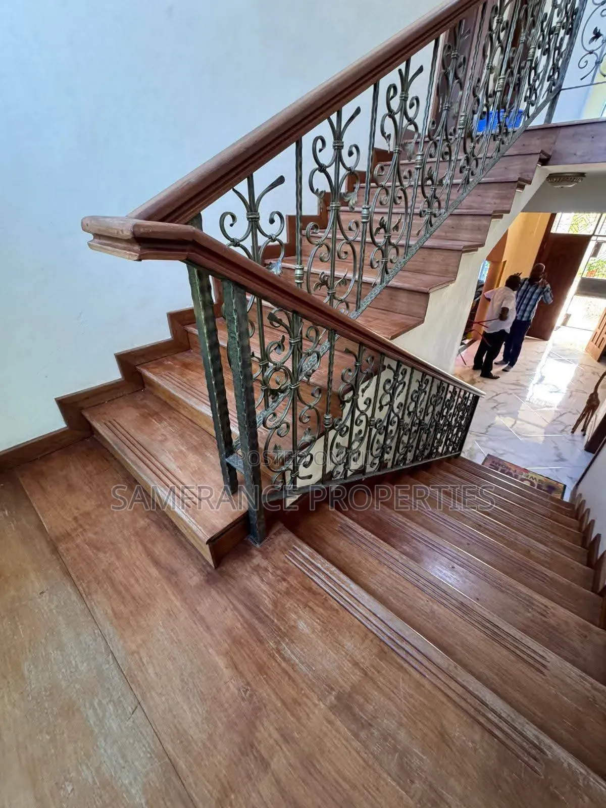 5bdrm Mansion in Utange for sale in Utange