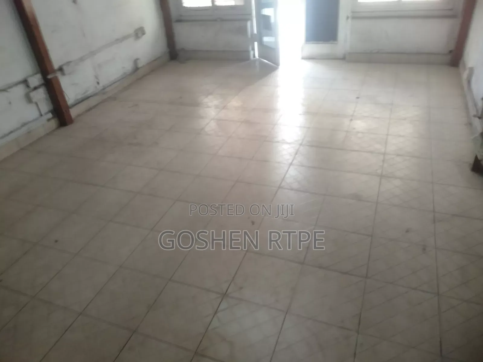 Iconic/Huge Shop to Let at Mvita - Sparki Mombasa City (Island) in Sparki