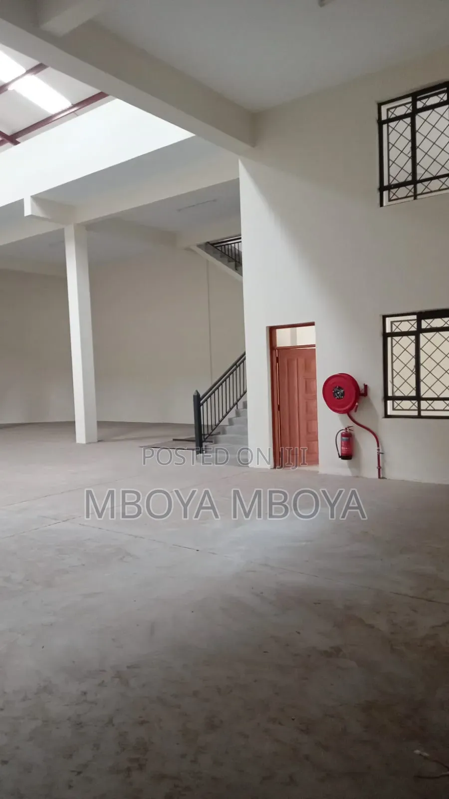 7800sqft Warehouse for Rent in Baba Dogo in Baba Dogo