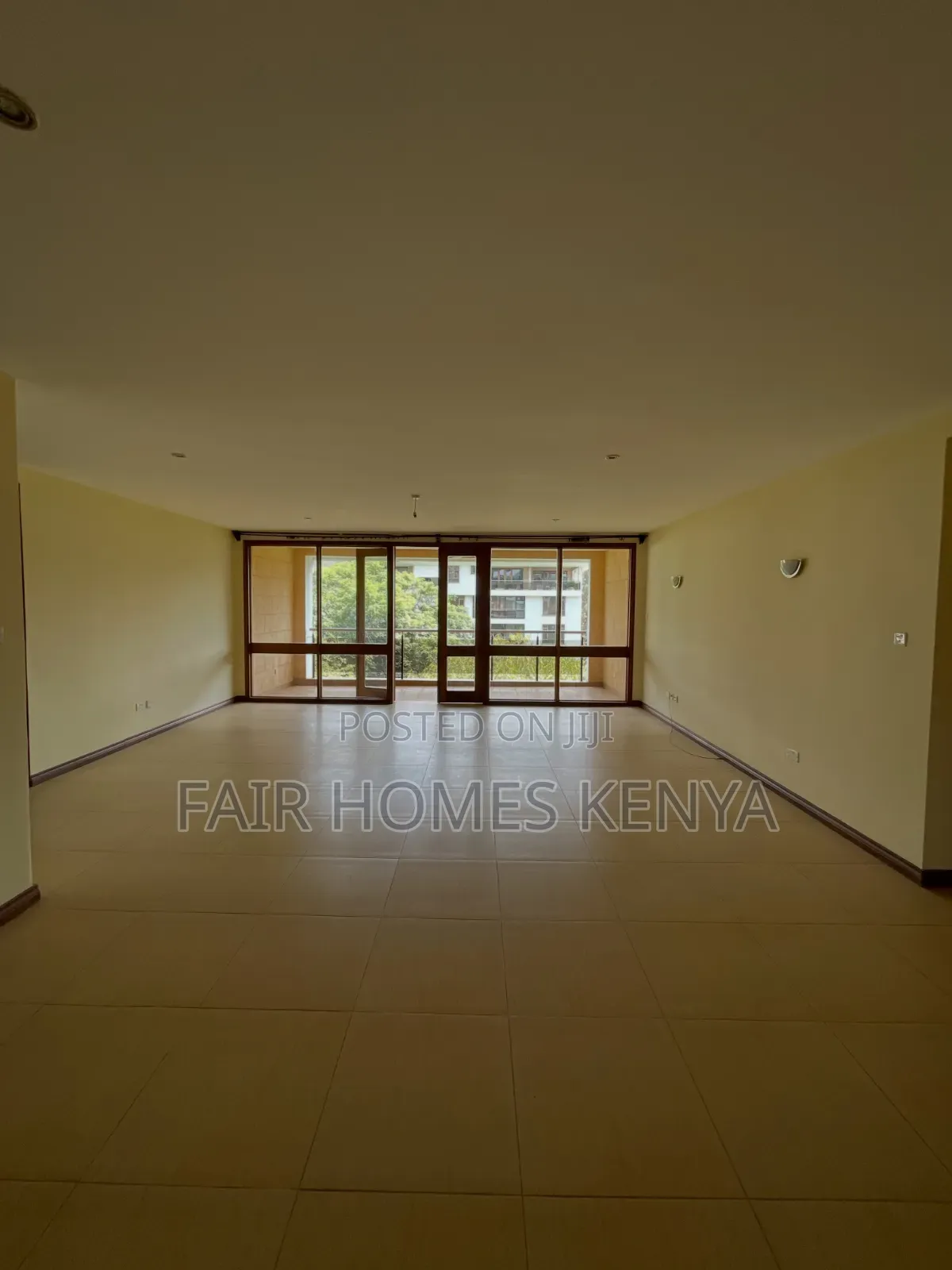 3bdrm Apartment in Riverside Drive for rent in Riverside Drive