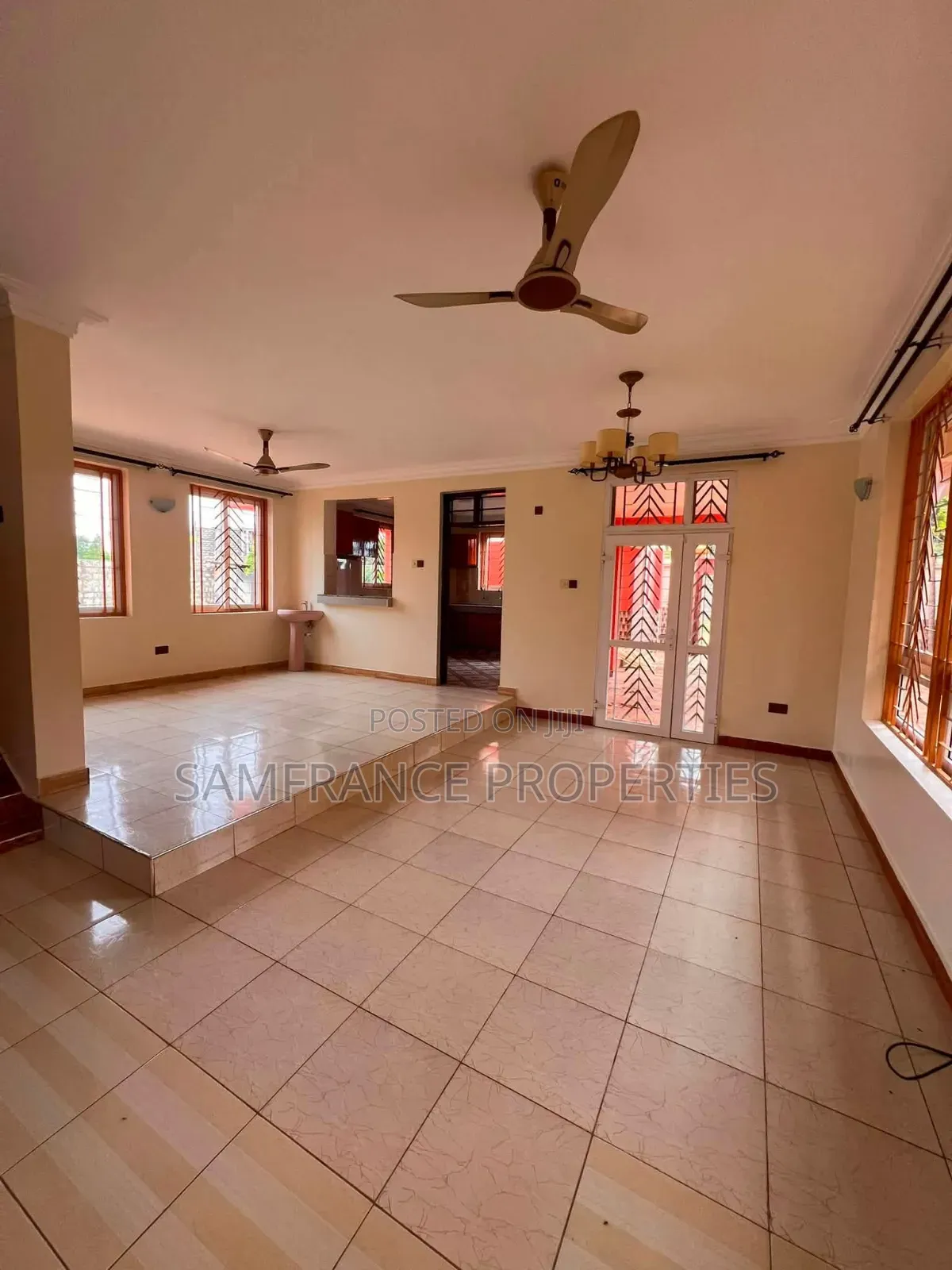 4bdrm Mansion in Mtwapa Garden for rent in Mtwapa