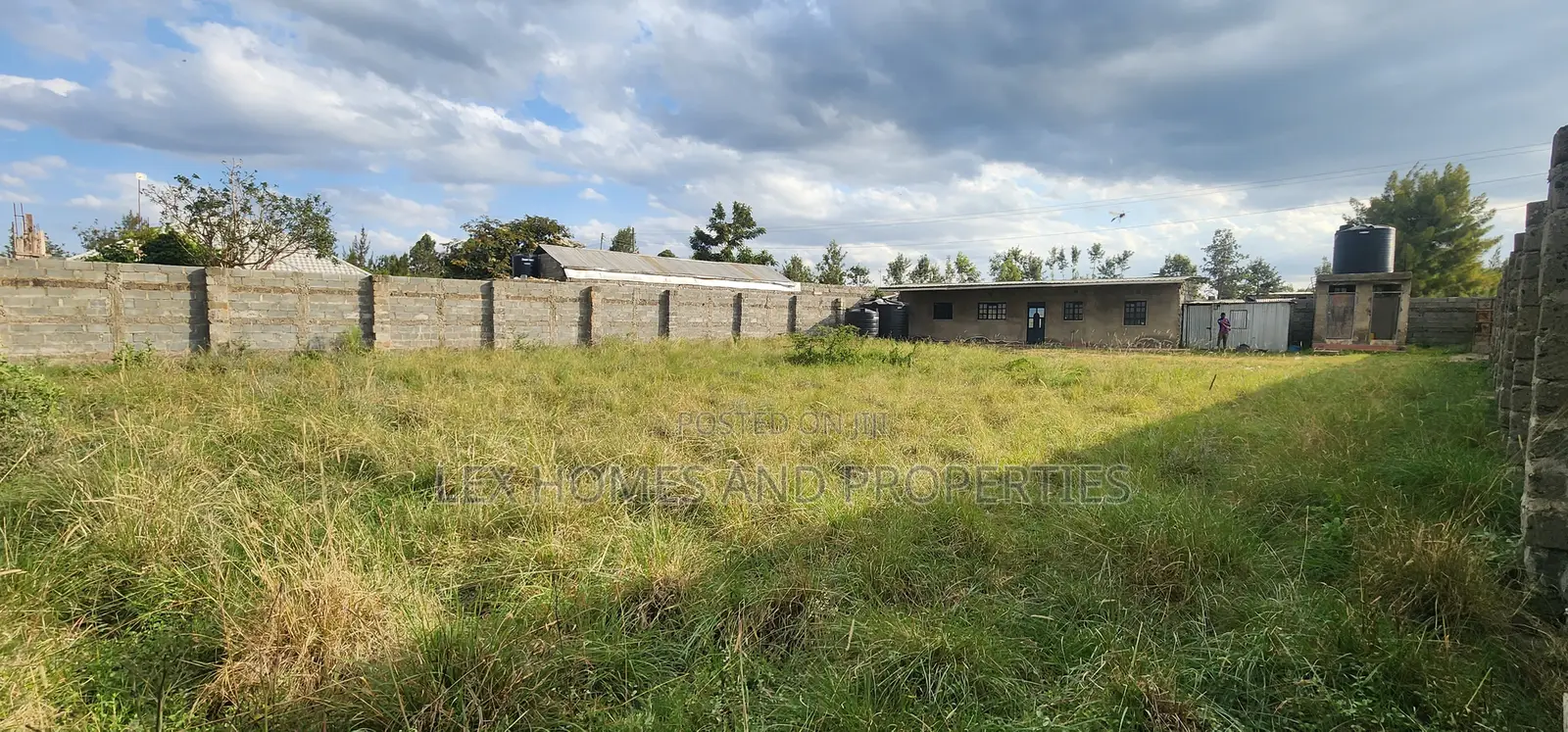 O.Rongai, Metro Perimeter Fenced Quarter Acre for KSHS 5m Neg. in Kandisi