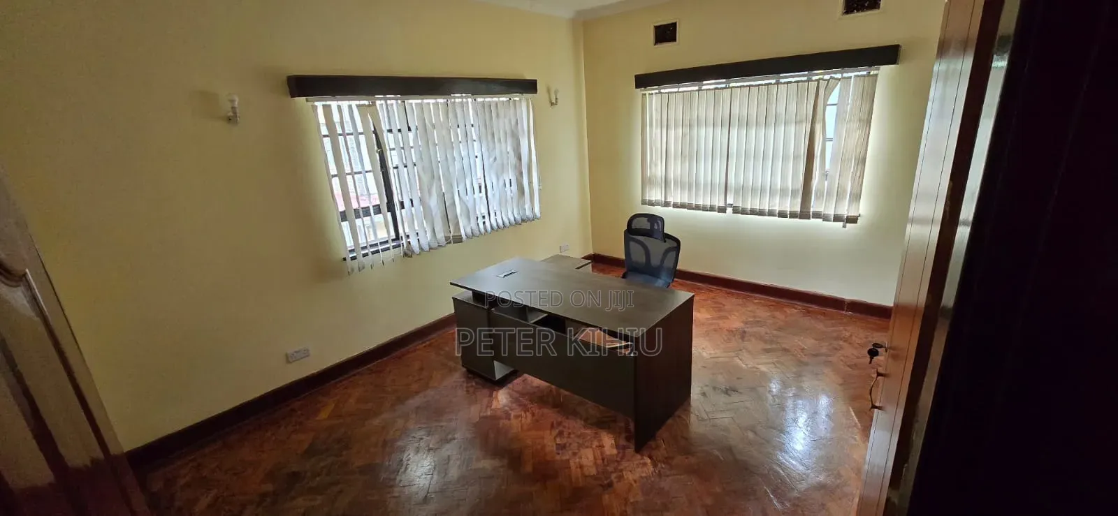 Ngong Road 240sqft Offices to Let With Chair and Table in Hurlingham