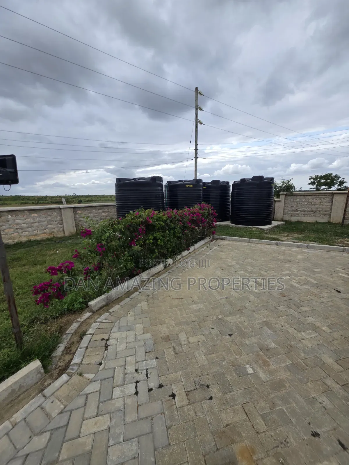 3bdrm Villa in Mnyenzeni, Mariakani for sale in Mariakani
