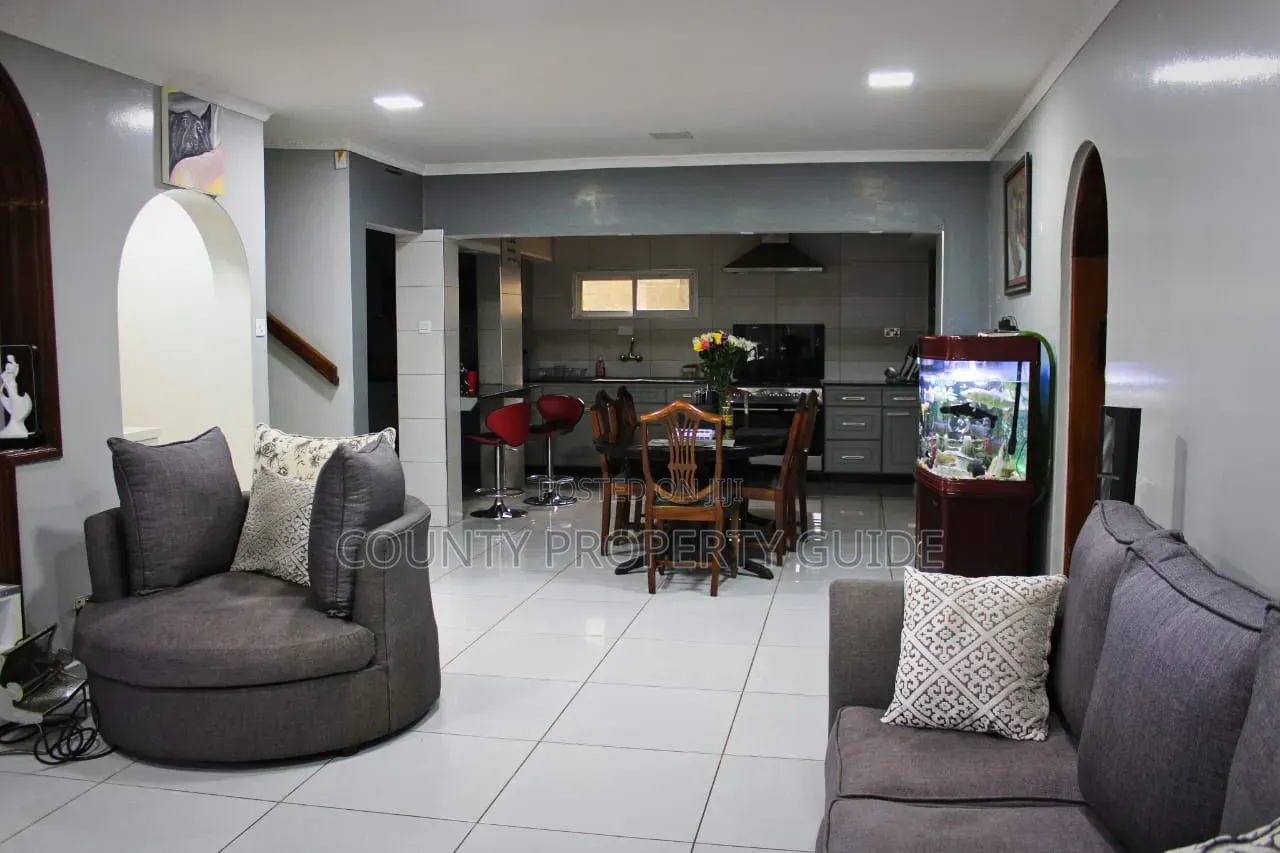 5bdrm Townhouse/Terrace in Westlands School, Lakeview Estate for sale in Lakeview Estate