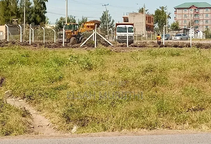 Commercial Plot for Sale in Kamulu in Ruai