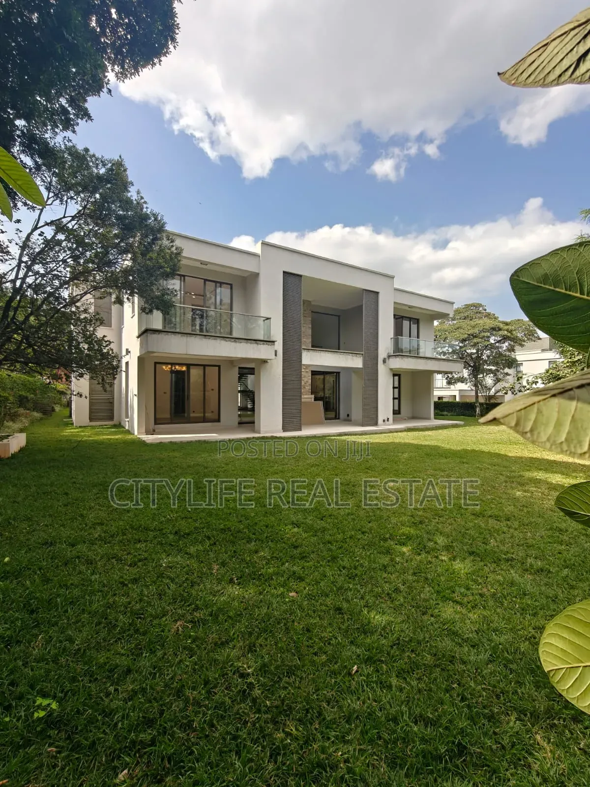 4bdrm Villa in Karen Hardy for sale in Hardy