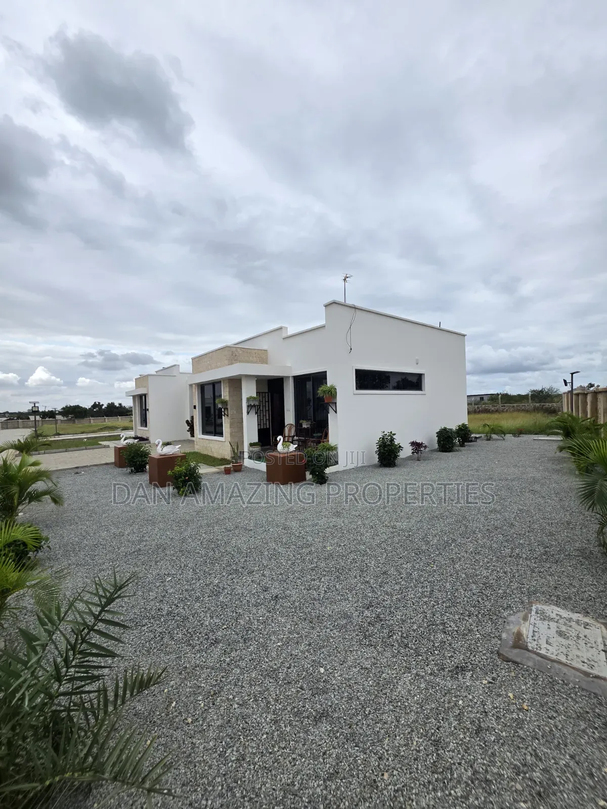 2 Bedrooms Fully Furnished BNB for Daily Rental in Mnyenzeni Mariakani in Mariakani