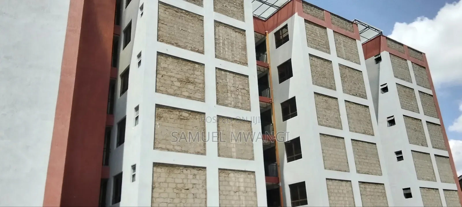 1bdrm Apartment in Gateway Mall Area for sale in Gateway Mall Area