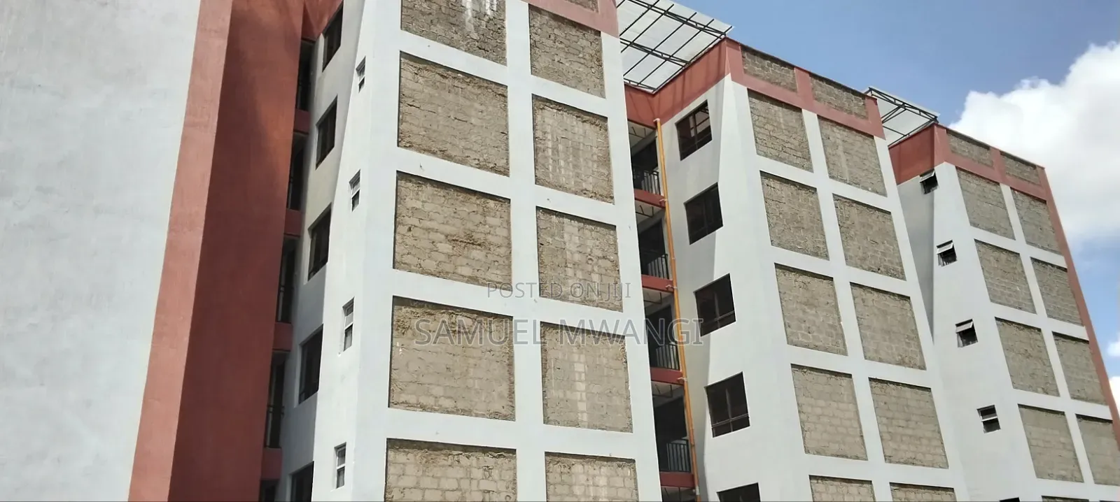 1bdrm Apartment in Gateway Mall Area for sale in Gateway Mall Area