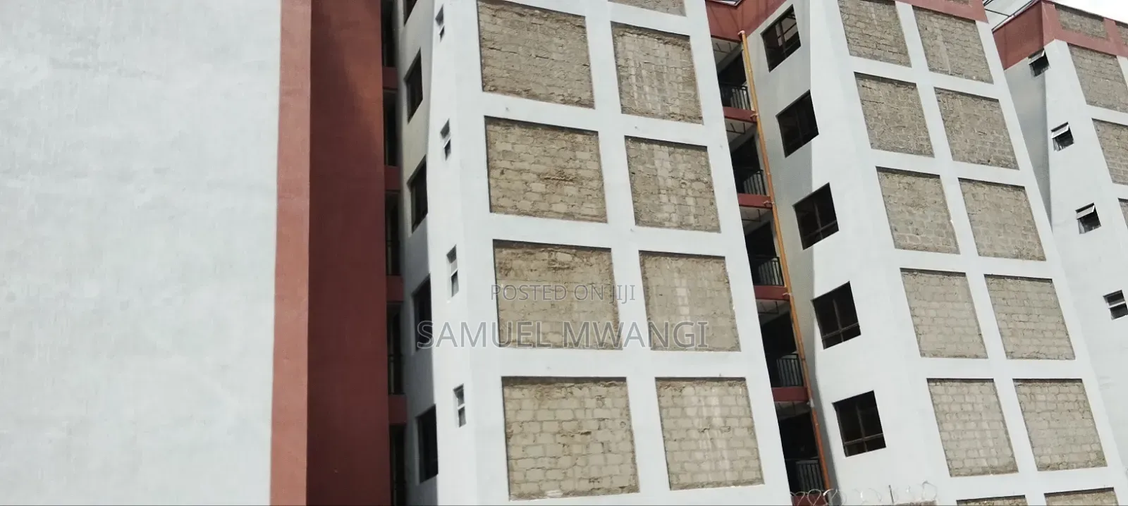 1bdrm Apartment in Gateway Mall Area for sale in Gateway Mall Area