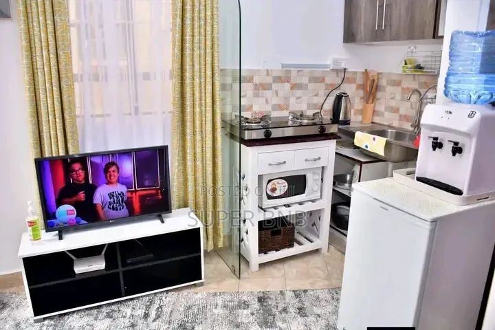 Studio Airbnb Imara Daima
 Behind Imara Mall Close to SGR and Jkia in Imara Daima