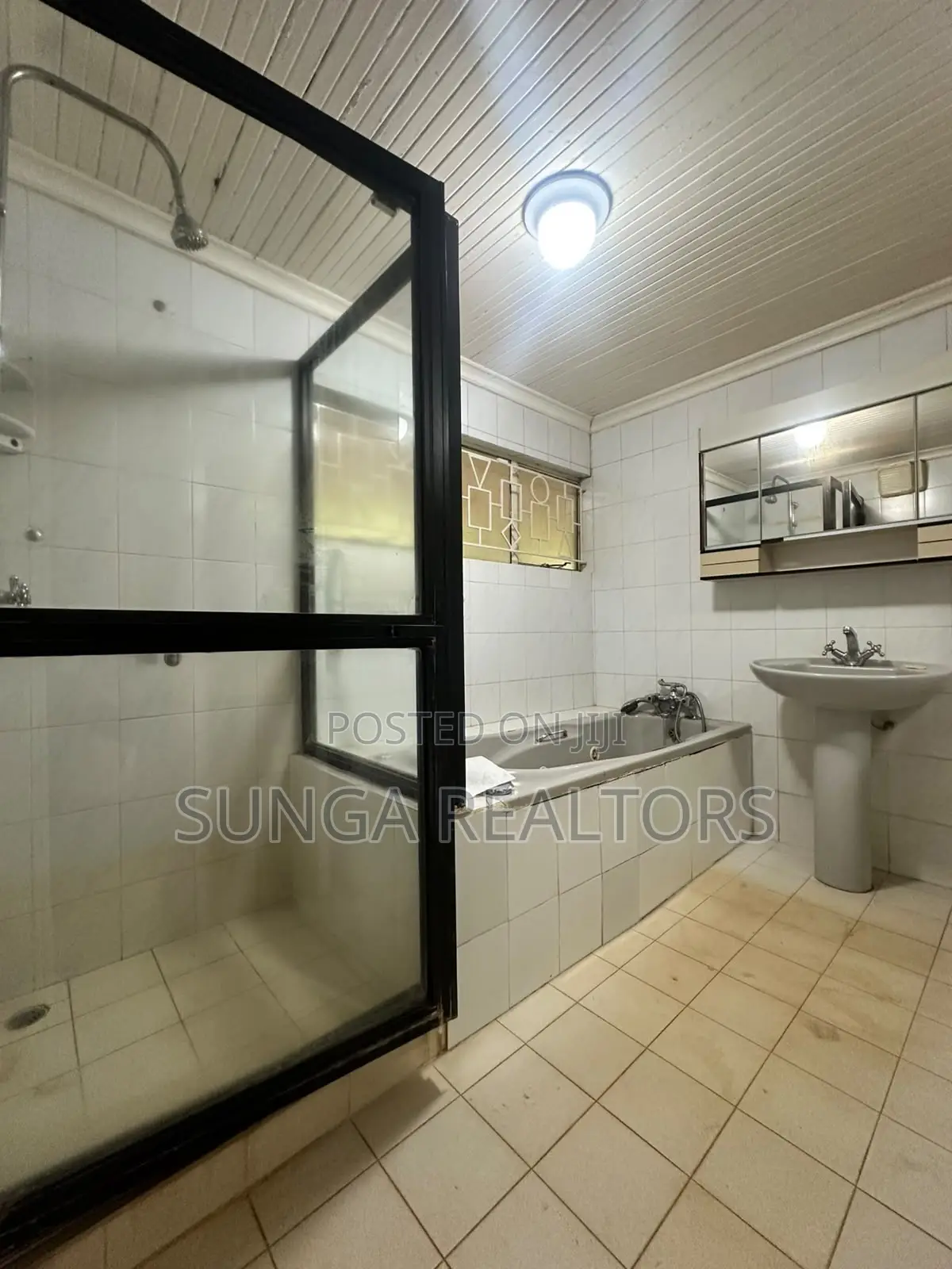 4bdrm Bungalow in Peponi Rd., Kitisuru for rent in Kitisuru