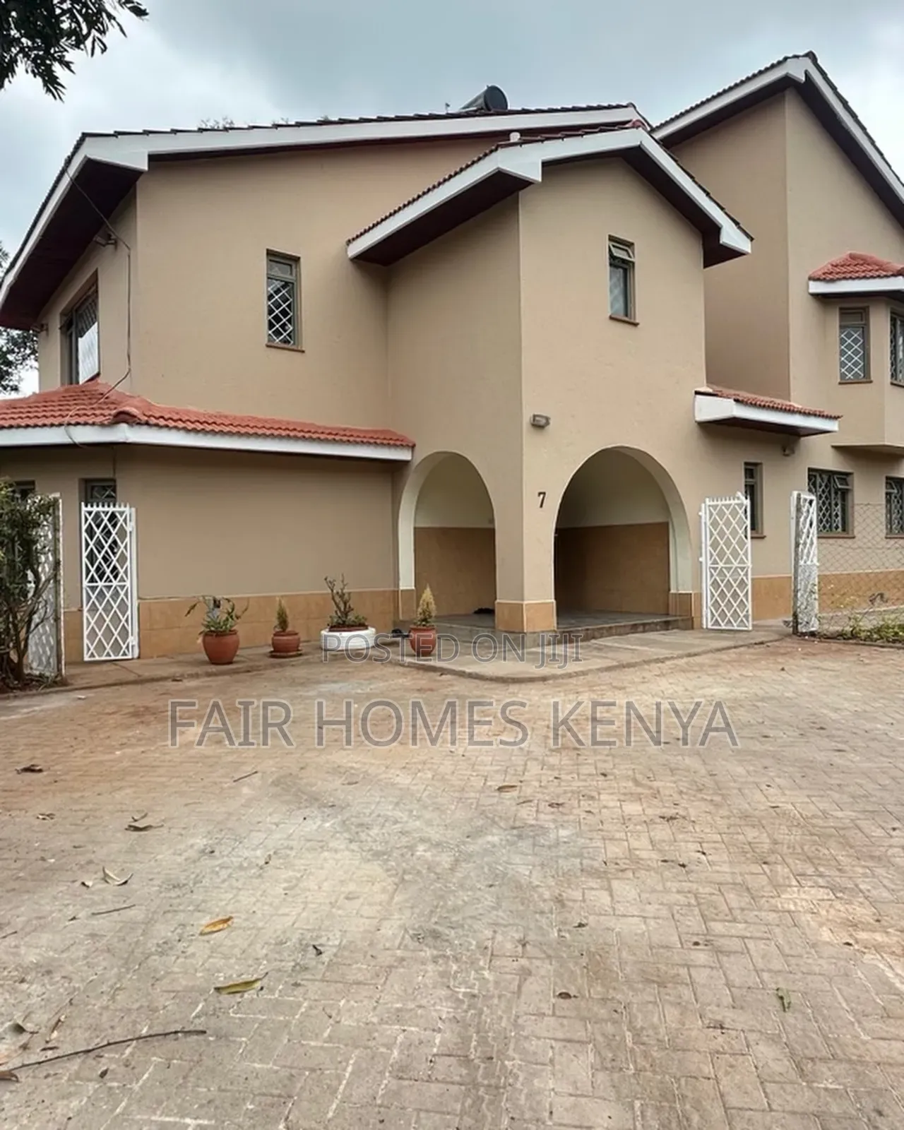 4bdrm Townhouse / Terrace in Gitanga Road, Maziwa for rent in Maziwa