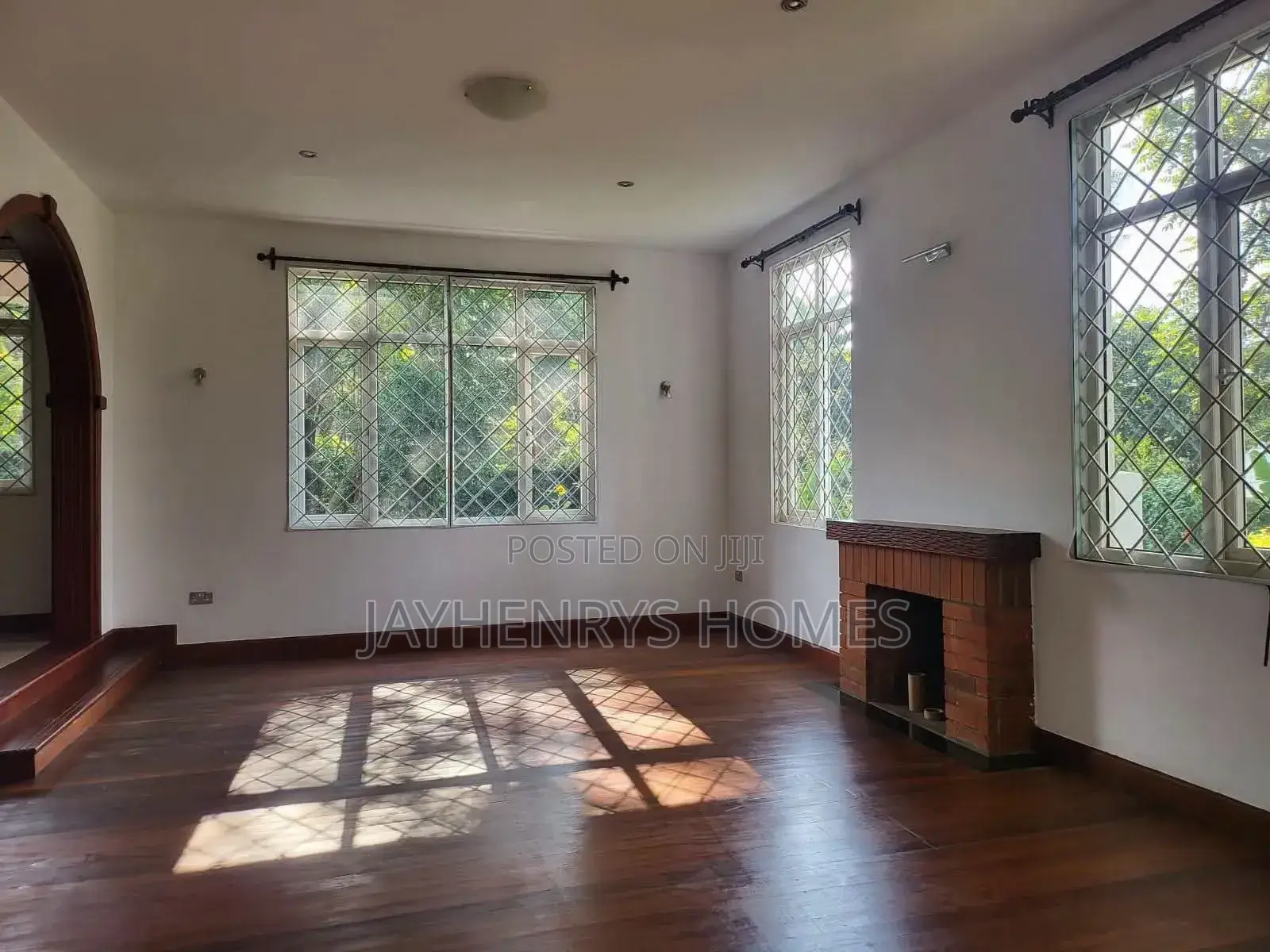 5bdrm House in Rosslyn for rent in Rosslyn