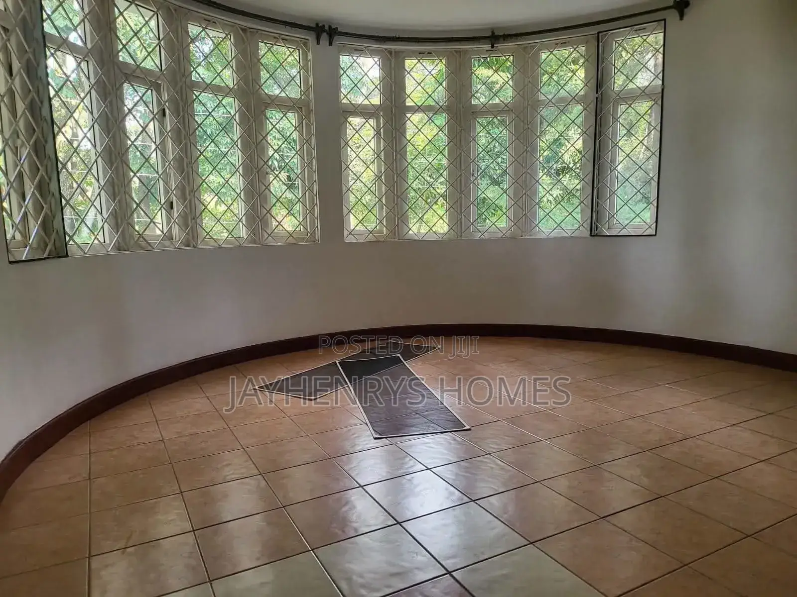 5bdrm House in Rosslyn for rent in Rosslyn