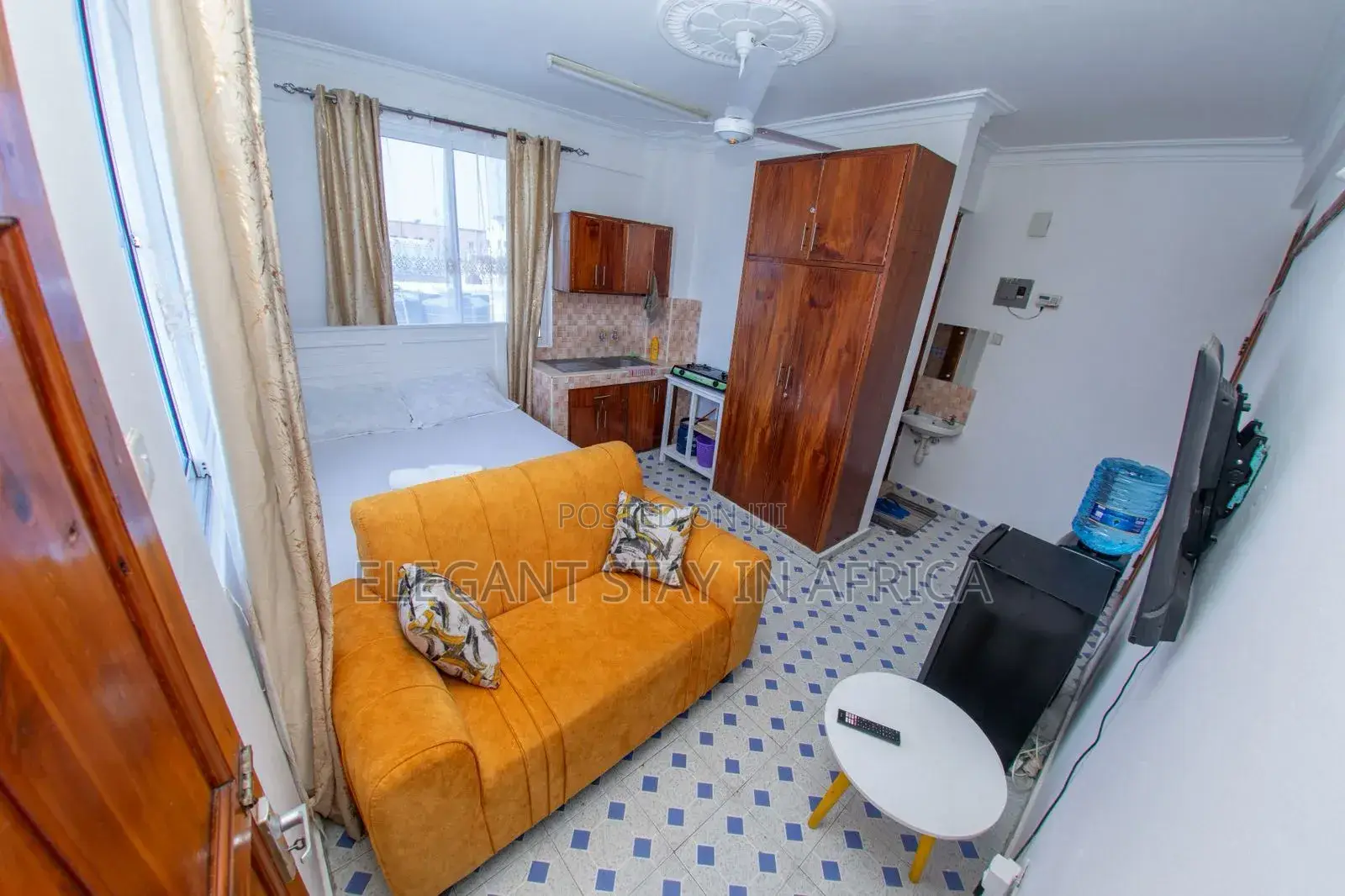Cozy Studio in Bamburi Mombasa in Mtambo