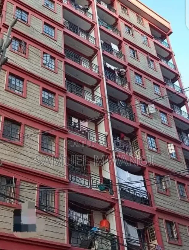 1bdrm Block of Flats in South B for sale in South B