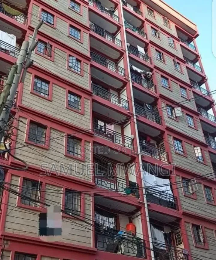 1bdrm Block of Flats in South B for sale in South B