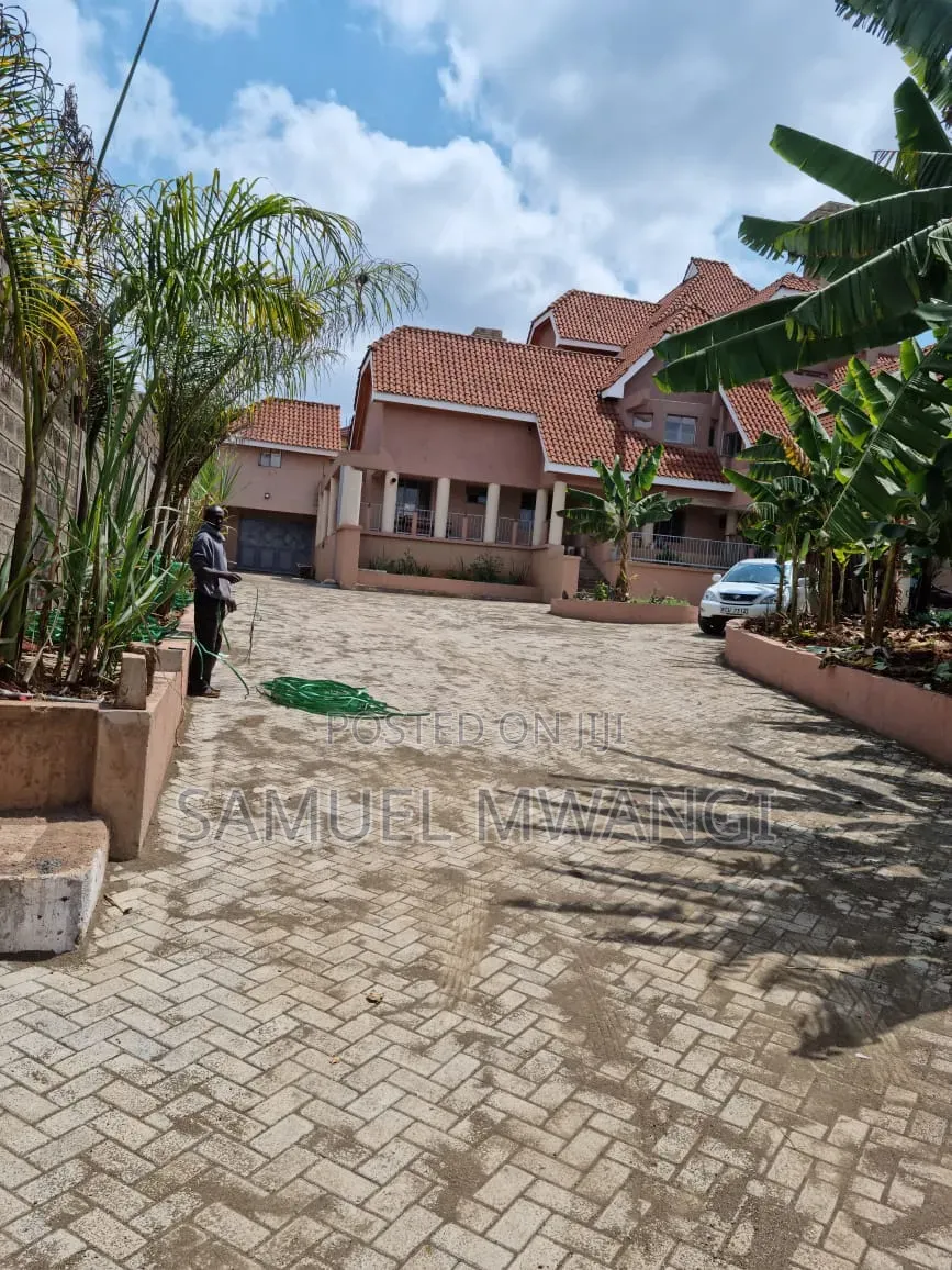 7bdrm House in Runda for sale in Runda