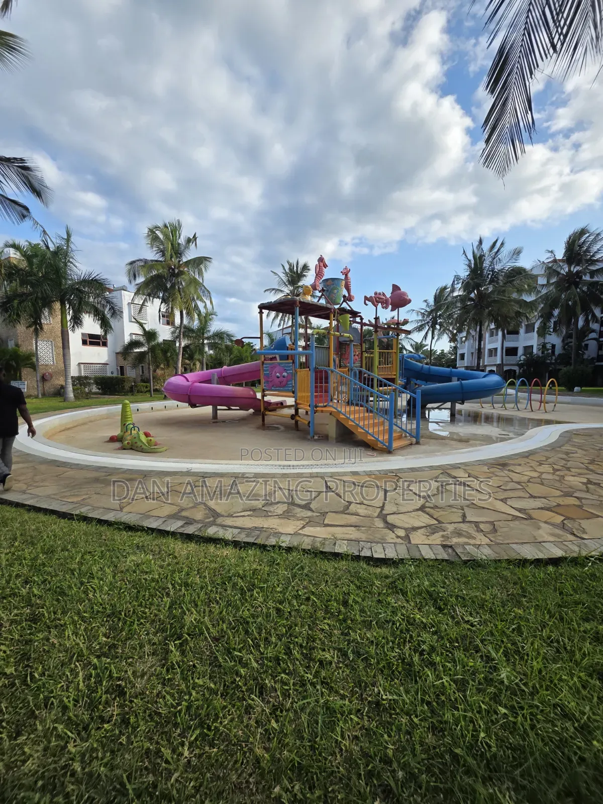 3bdrm Apartment in Kikambala Beachfront for sale in Kikambala