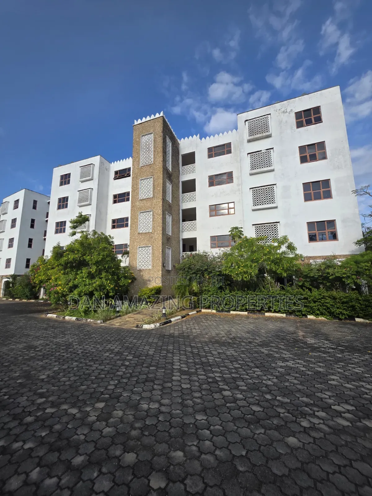 2bdrm Apartment in Kikambala Beachfront for sale in Kikambala