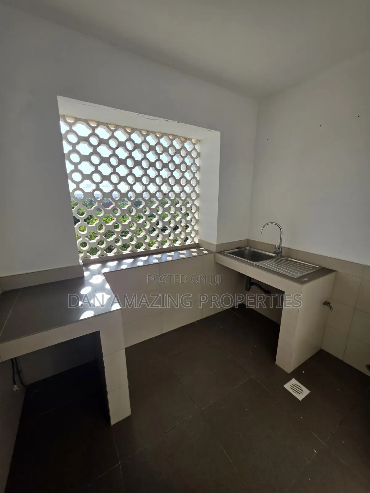 2bdrm Apartment in Kikambala Beachfront for sale in Kikambala