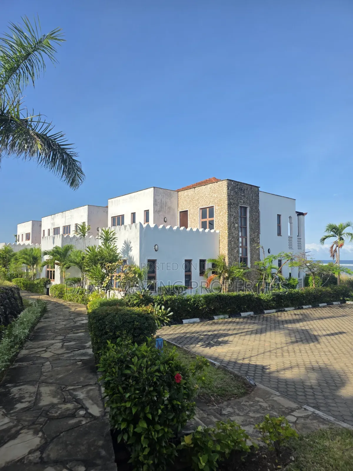 3bdrm Townhouse/Terrace in Kikambala Beachfront for sale in Kikambala