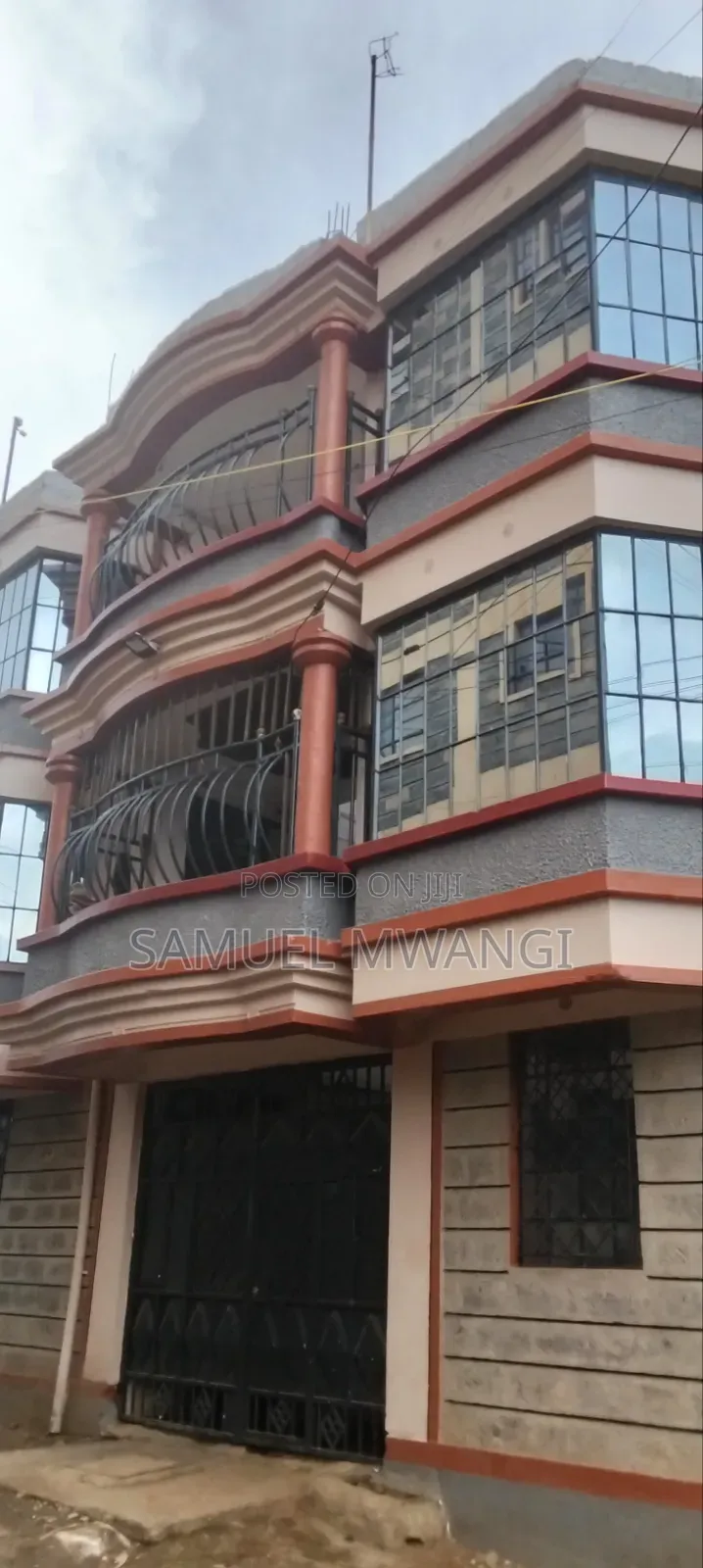 1bdrm Block of Flats in Kenyatta Road / Theta  for sale in Kenyatta Road / Theta 