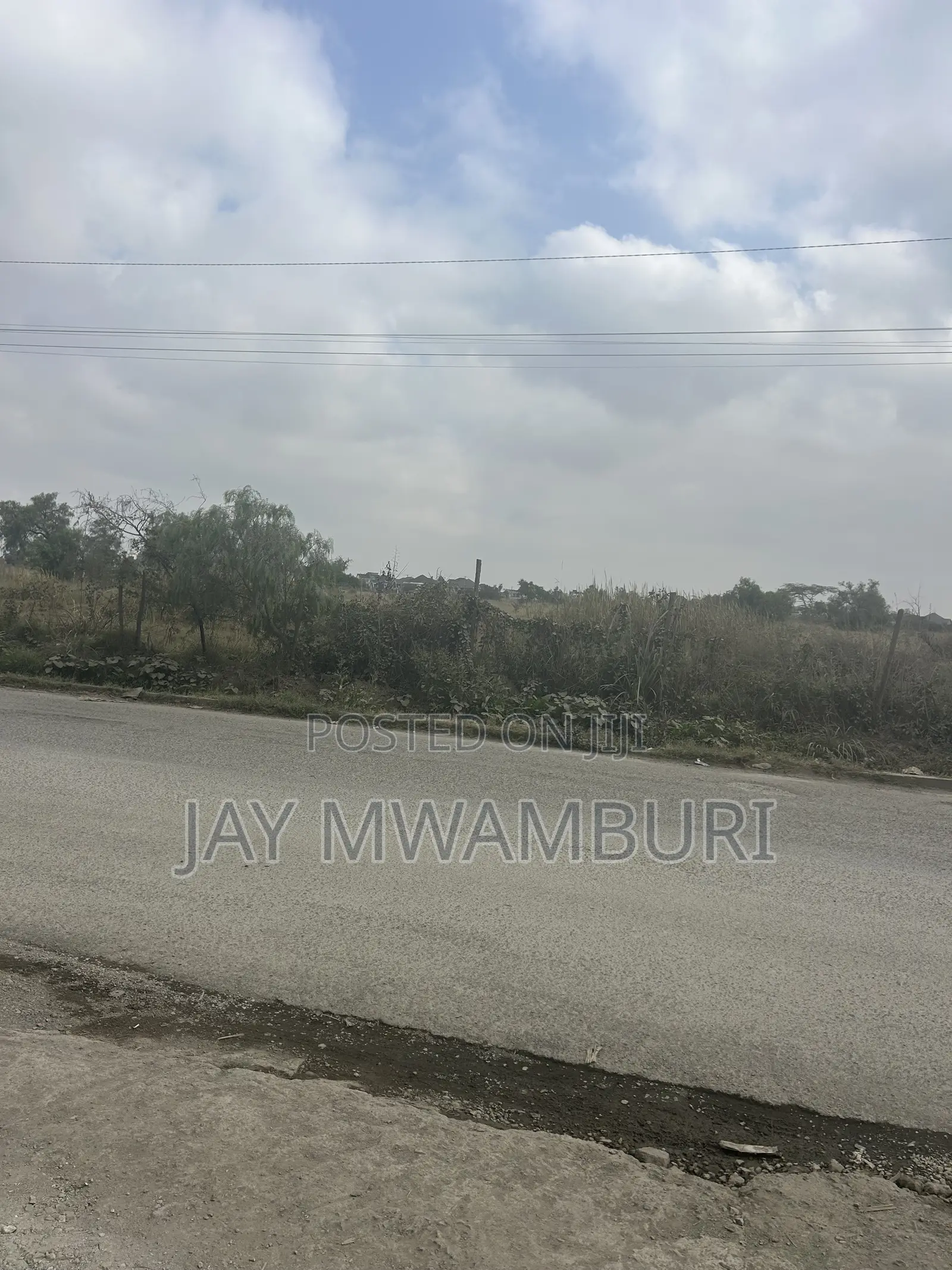 1 Acre Touching Tarmac Katani in Katani