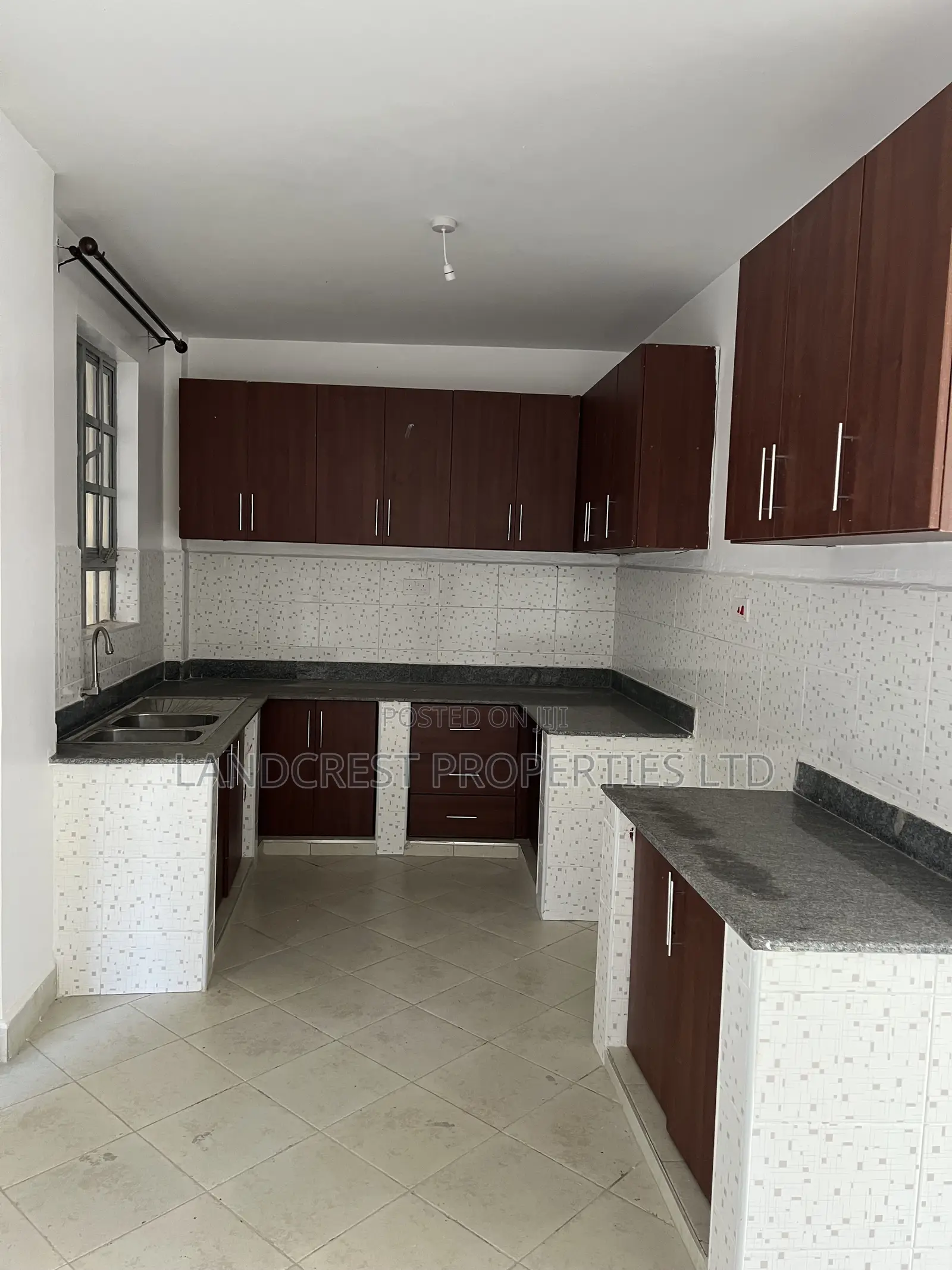 2bdrm Apartment in Zambezi/Sigona for rent in Zambezi/Sigona