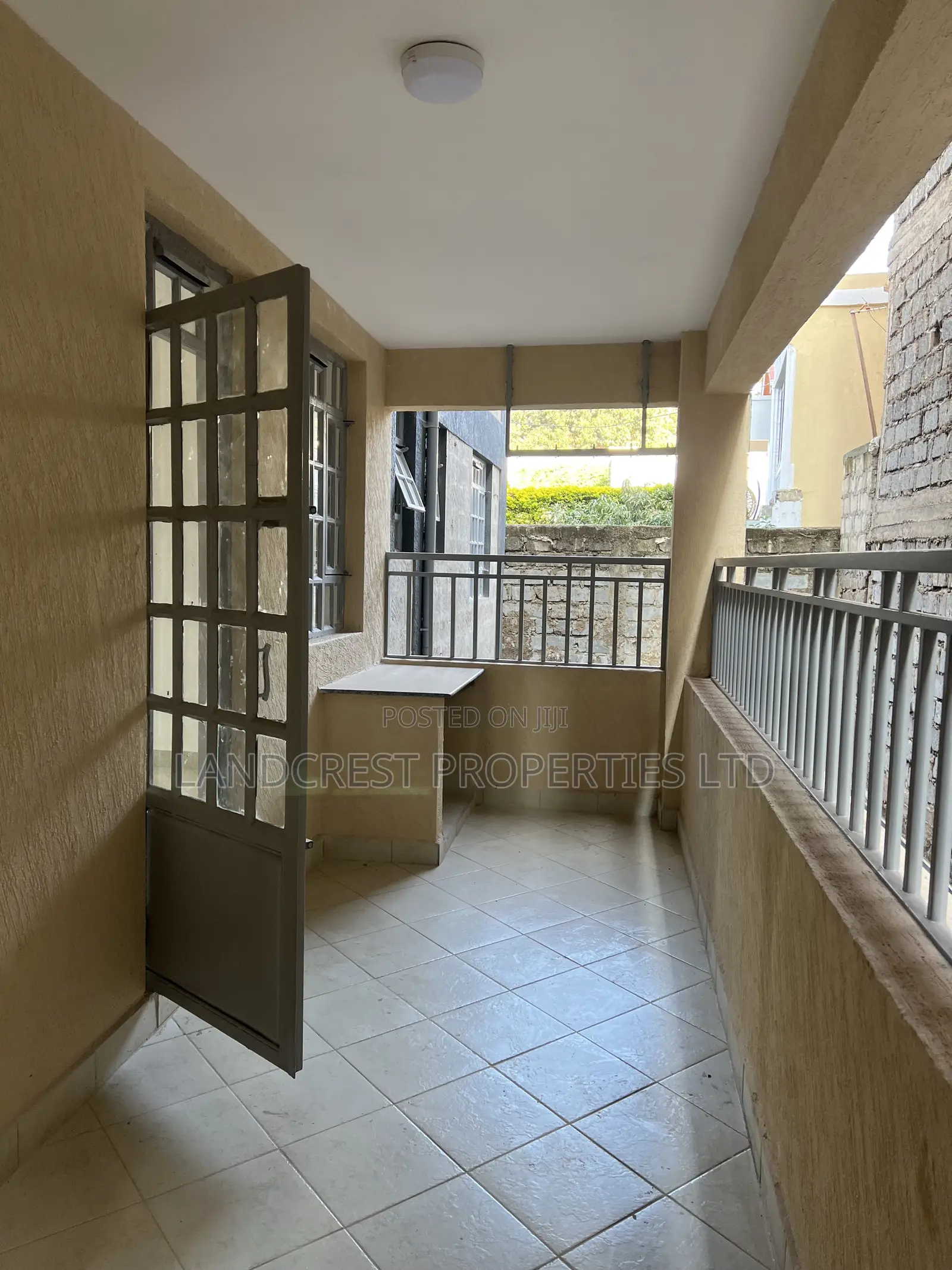 2bdrm Apartment in Zambezi/Sigona for rent in Zambezi/Sigona