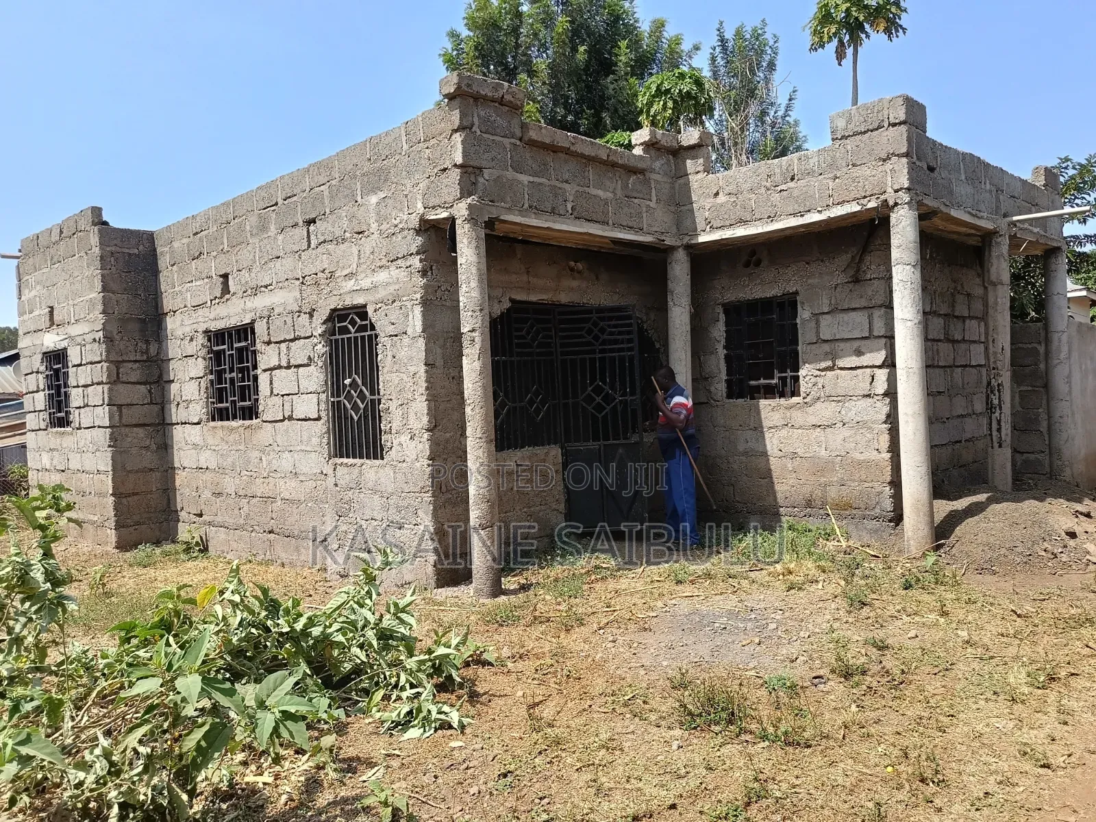 3bdrm Farm House in Tikondo, Kimana for sale in Kimana
