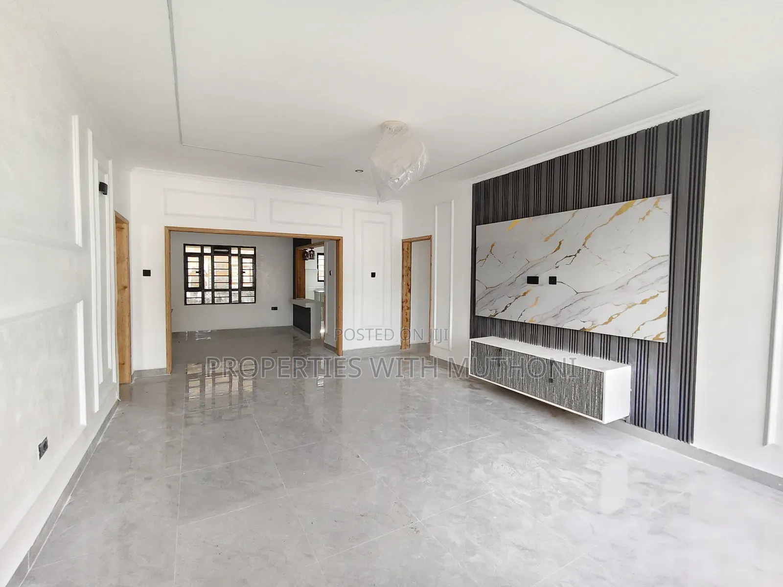 5bdrm Bungalow in Matasia for sale in Matasia