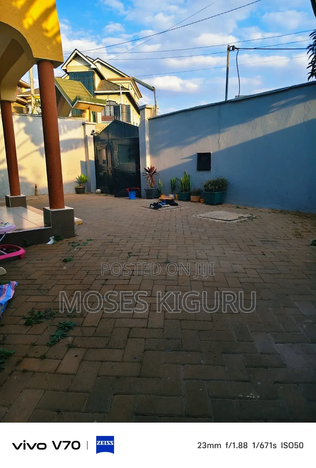 4bdrm Maisonette in Membley for rent in Membley Estate