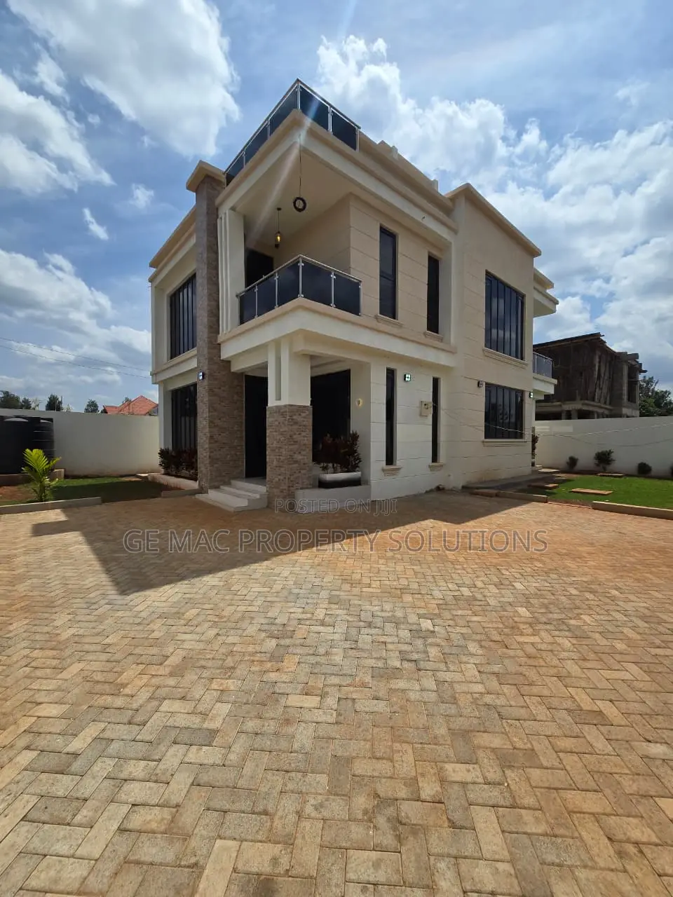 4bdrm House in Mugutha, Kamakis for sale in Kamakis