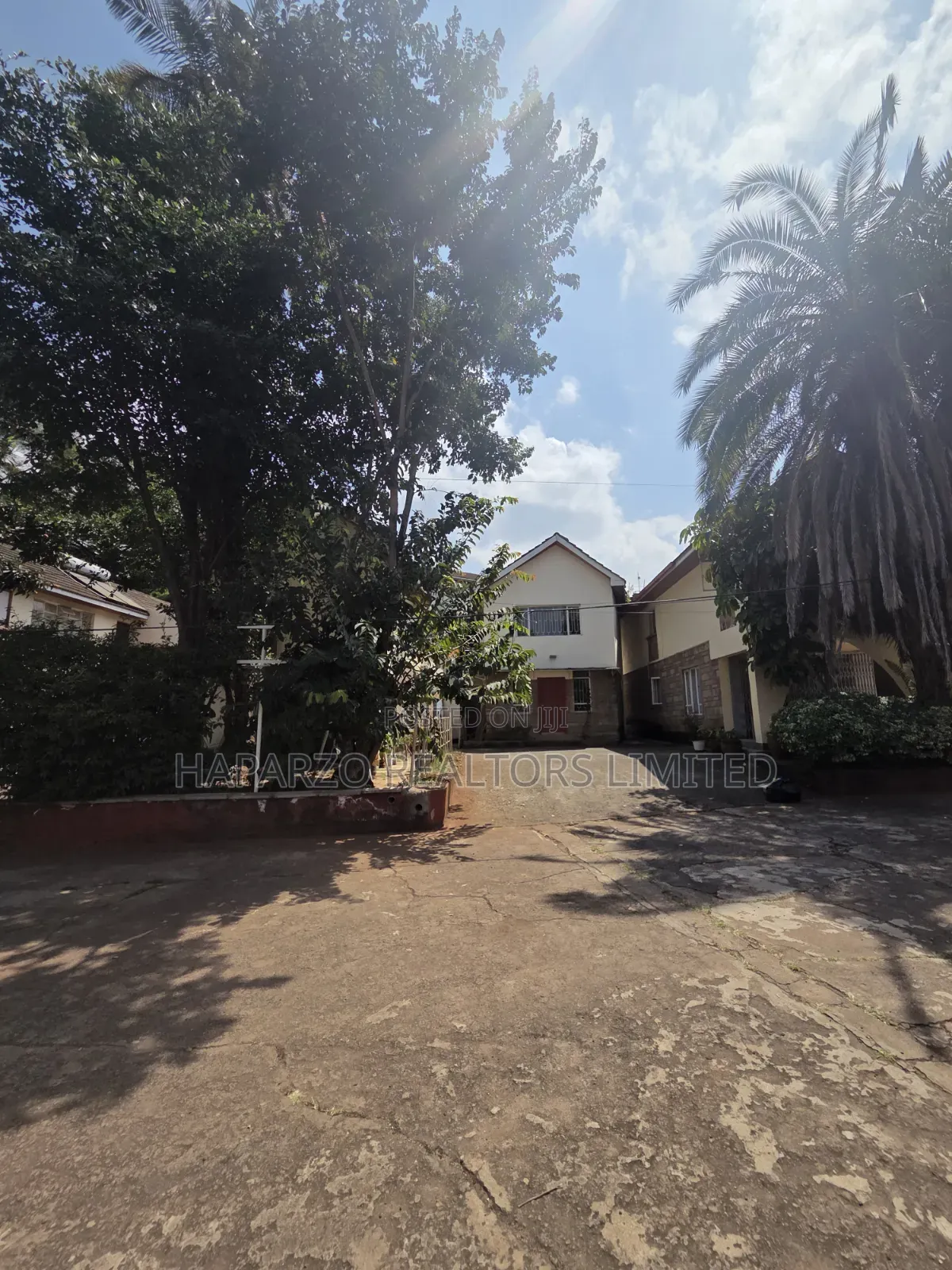 2bdrm Maisonette in Milimani, Off State for rent in State House Area