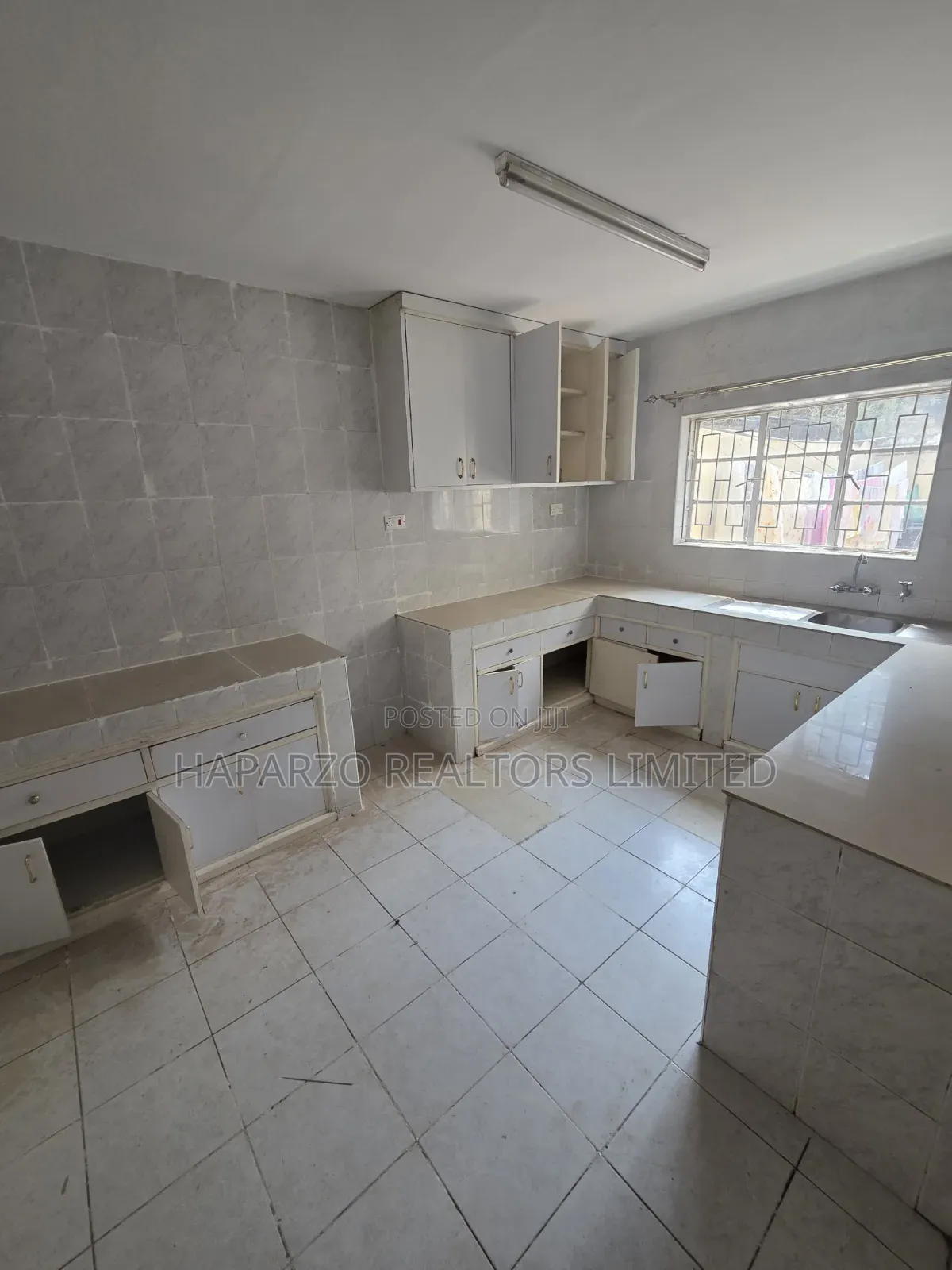 2bdrm Maisonette in Milimani, Off State for rent in State House Area