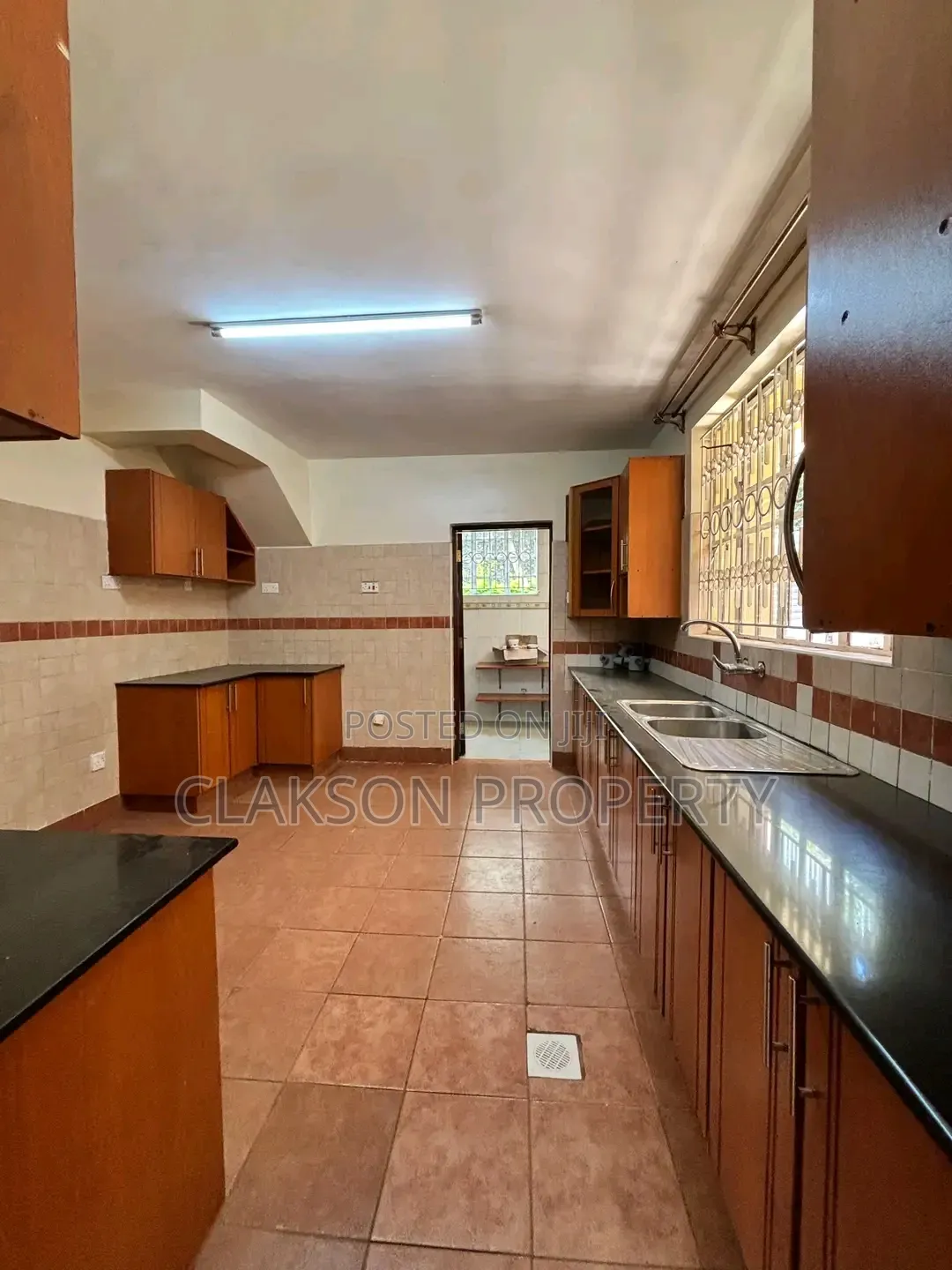 4bdrm Maisonette in Kileleshwa for rent in Kileleshwa