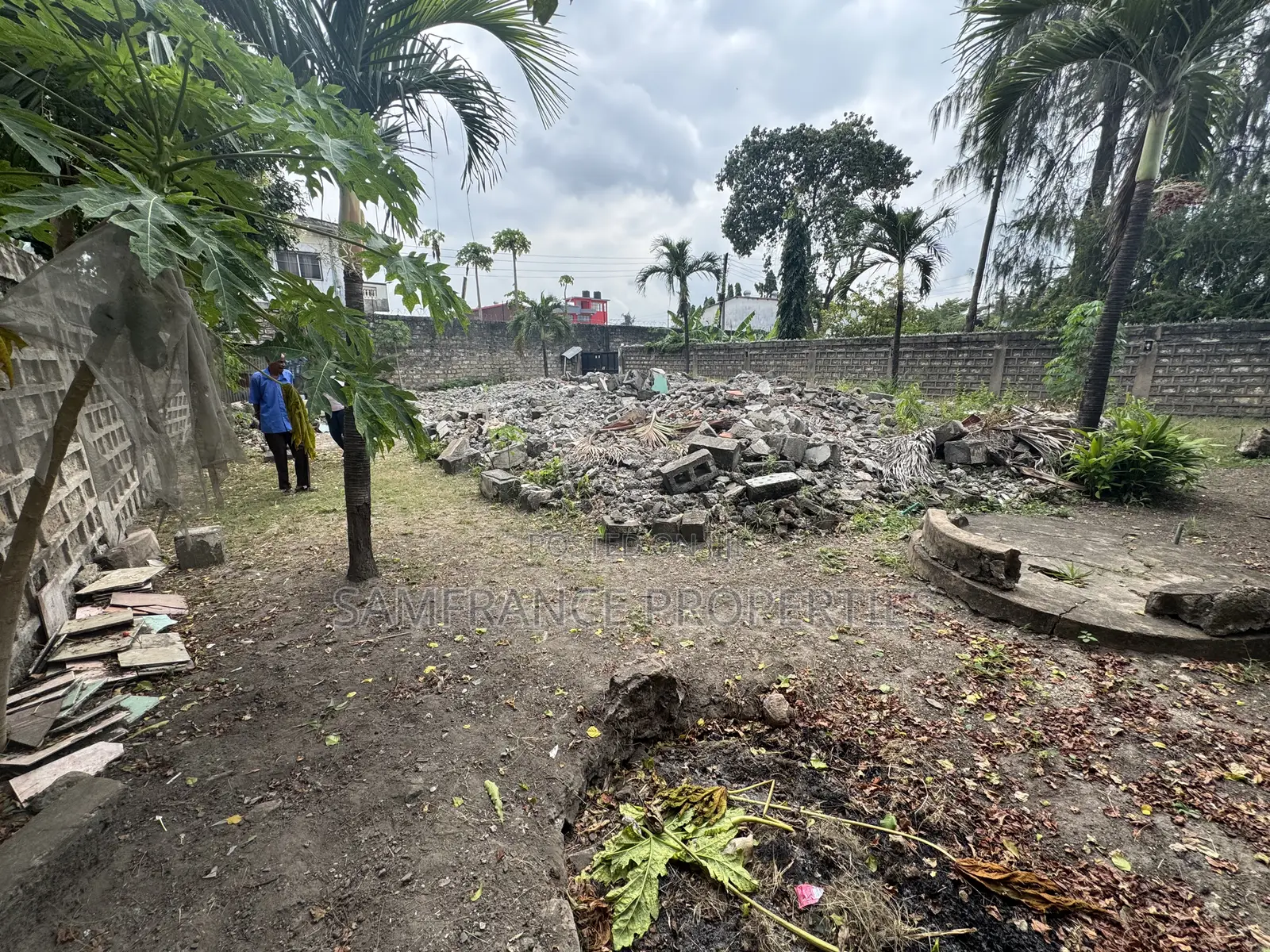50by100 Plot on Sale Changamwe in Kipevu