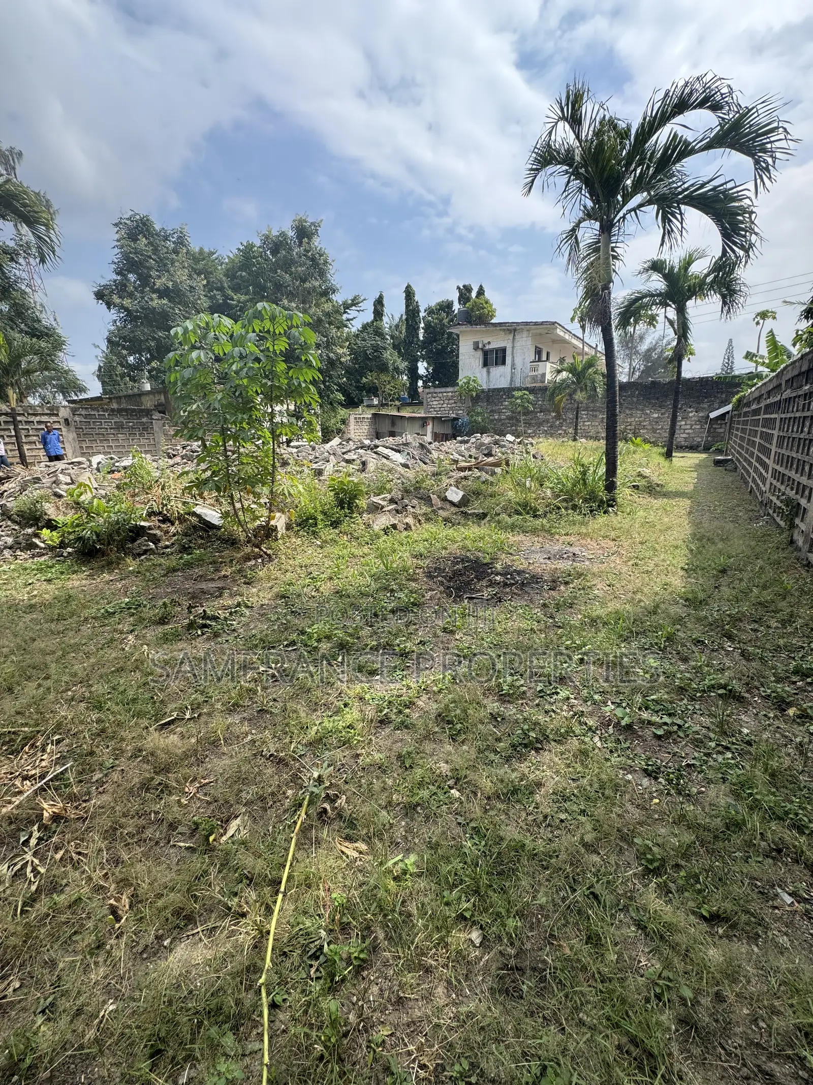 50by100 Plot on Sale Changamwe in Kipevu