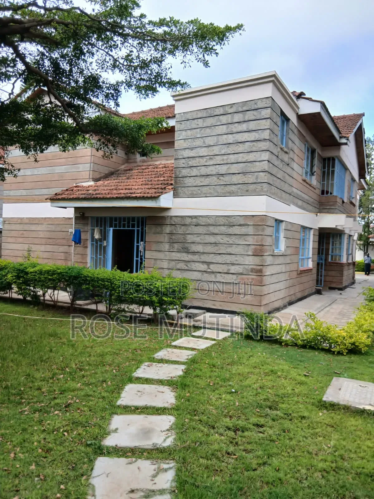 Furnished 8bdrm Maisonette in Katani for sale in Katani
