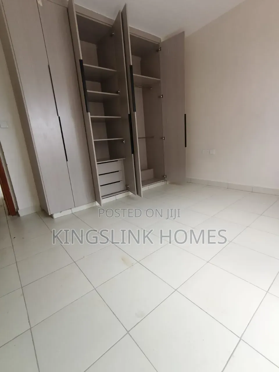 4bdrm Bedsitter in Nairobi West, Madaraka for rent in Madaraka