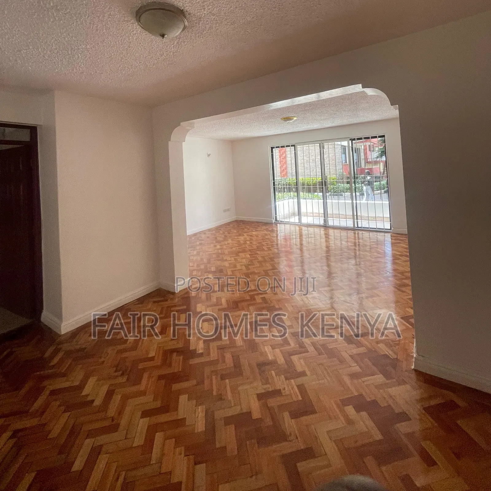 3bdrm Apartment in Mbaazi Road, Maziwa for rent in Maziwa