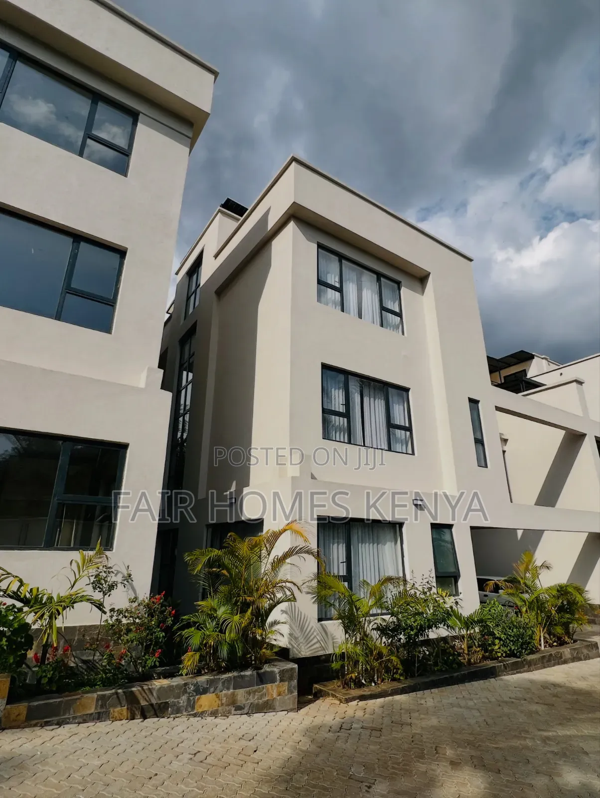 5bdrm Townhouse / Terrace in Manyani East, Muthangari for rent in Muthangari