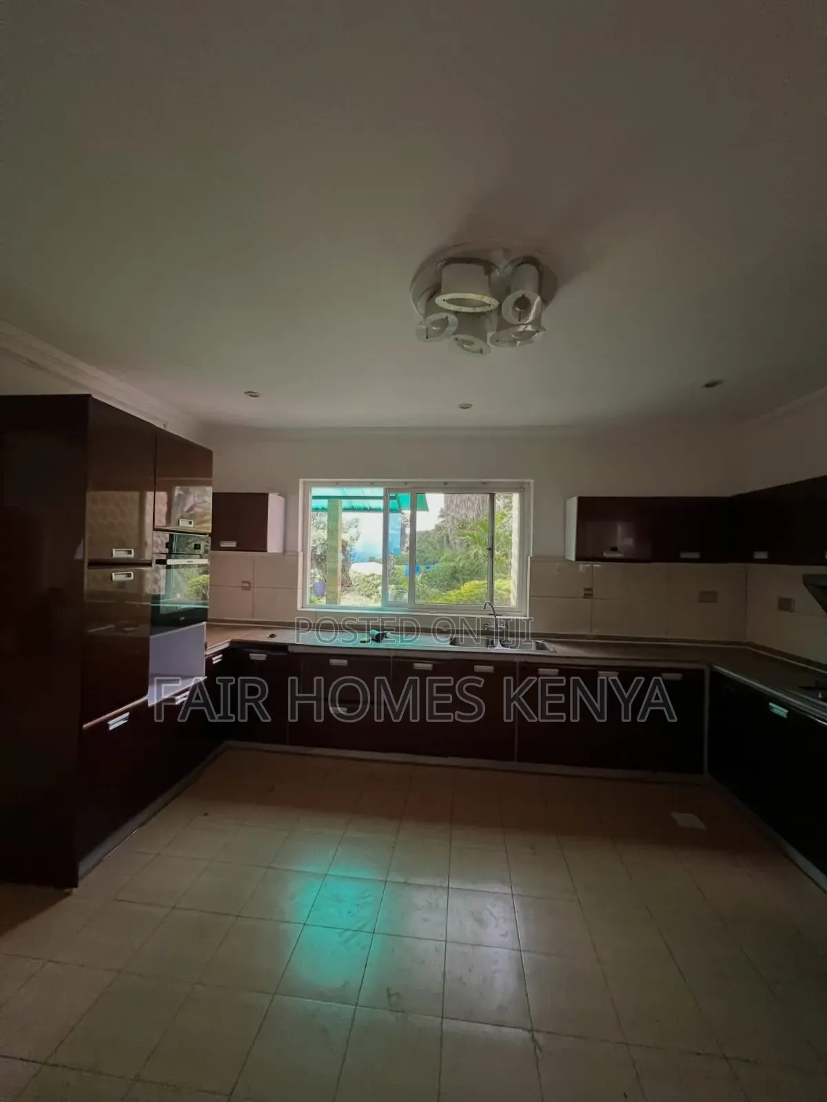 4bdrm Townhouse / Terrace in Riverside Drive for rent in Riverside Drive