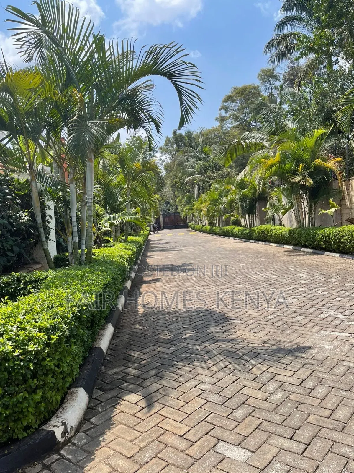4bdrm Townhouse / Terrace in Lavington Maji, Muthangari for rent in Muthangari