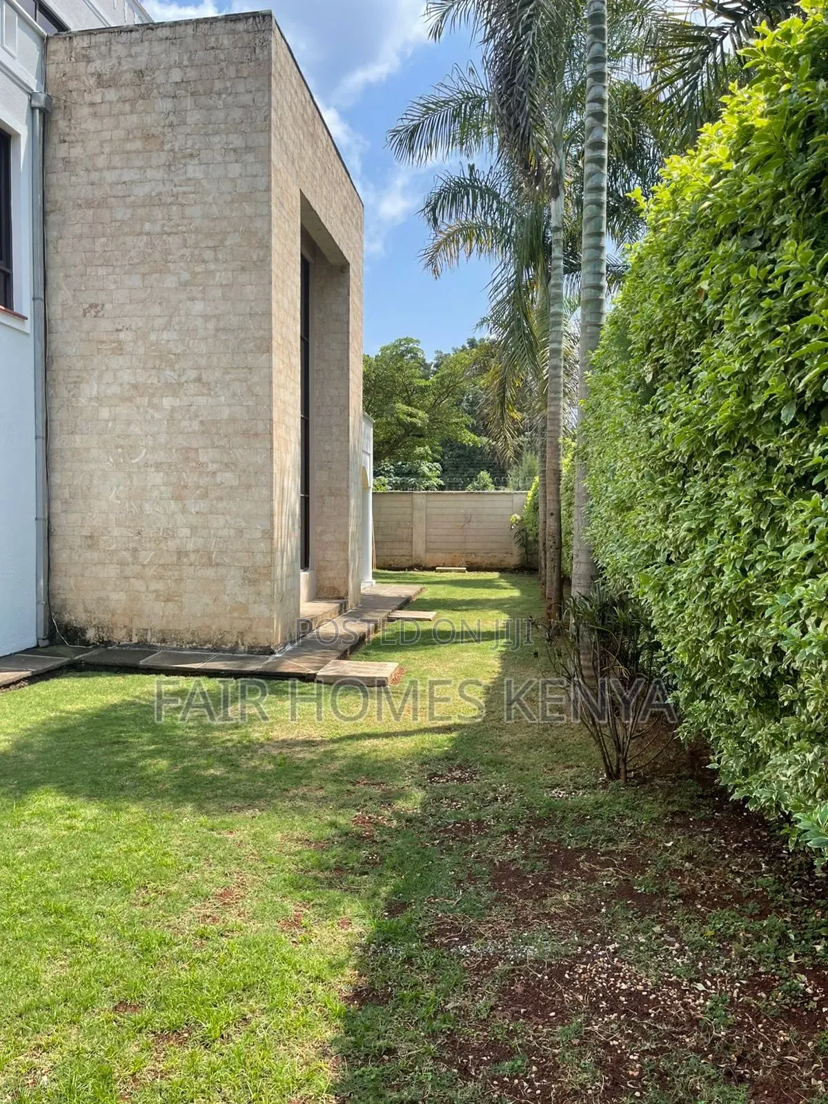 4bdrm Townhouse / Terrace in Lavington Maji, Muthangari for rent in Muthangari
